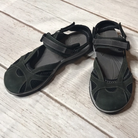 Merrell Azura Black Closed Toe Slingback Water Shoes Sandals Woman’s Size 7 - Picture 14 of 14